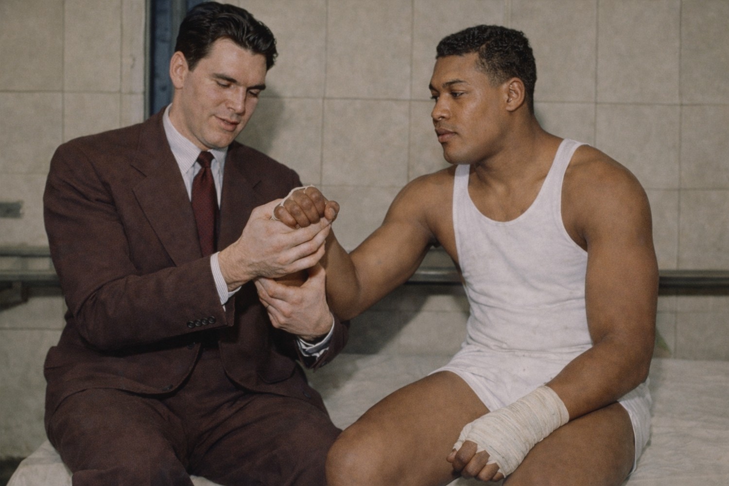 Joe Louis cae por K.O. frente a Max Schmeling en Nueva York