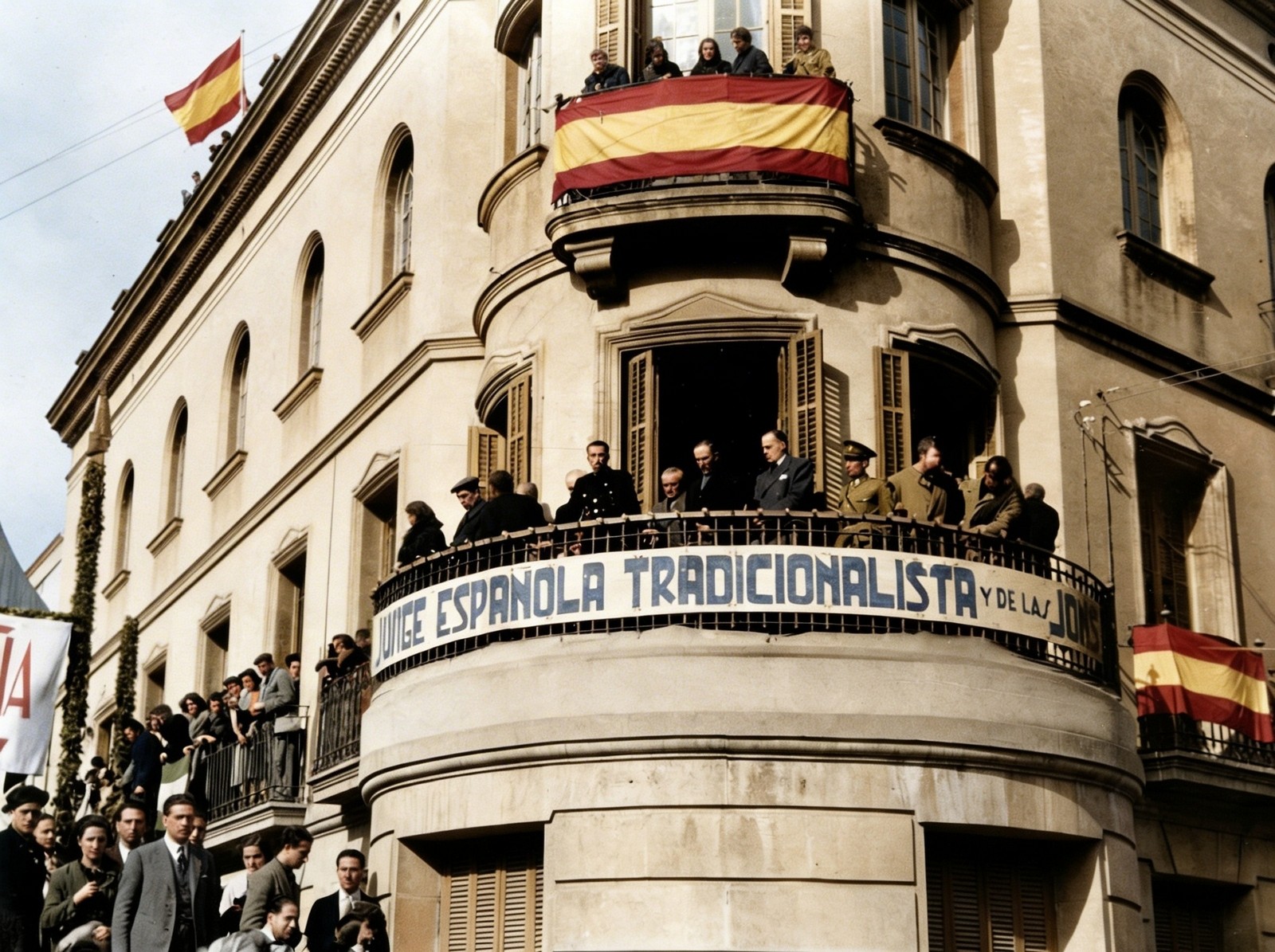 Registros en los centros de Falange y detención de 36 jóvenes derechistas en Barcelona